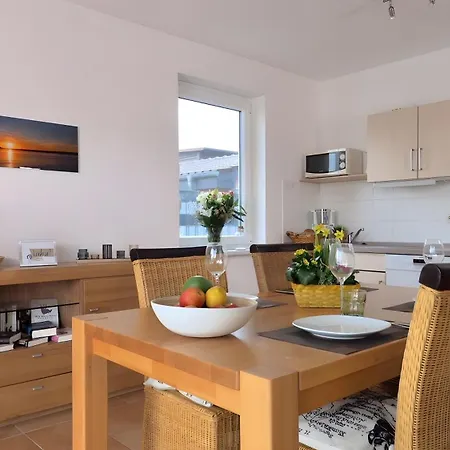 Seeblick Apartment